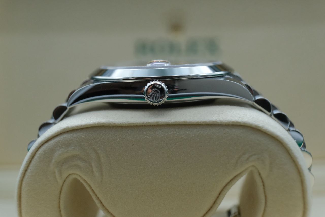 Rolex Datejust 126300 blue dial 41mm Jubilee for sale