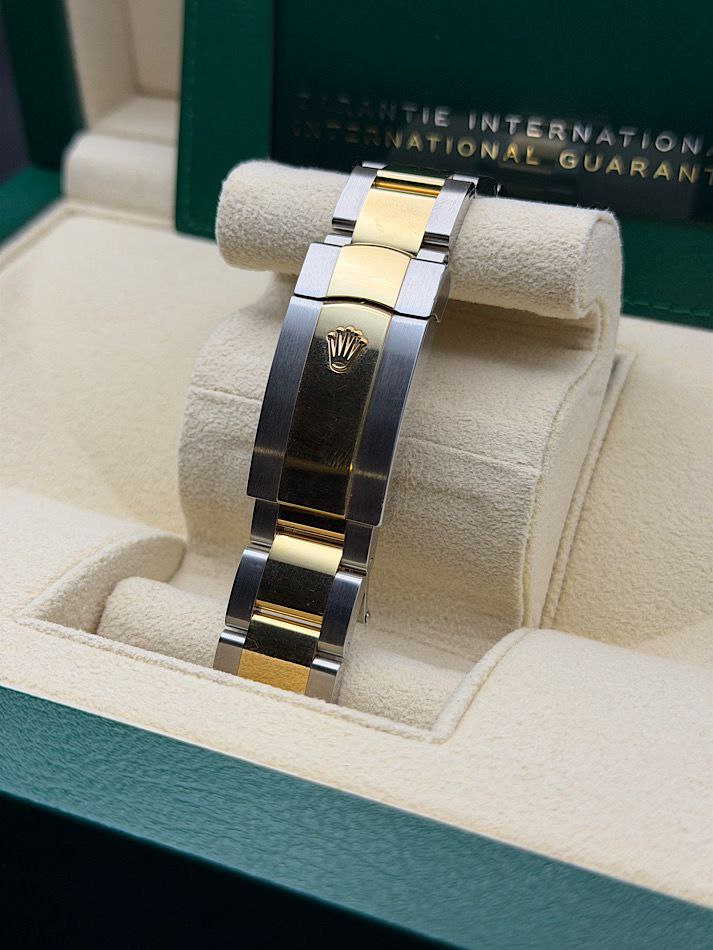 Rolex Datejust 126333 fluted motif dial two-tone 41mm Jubilee for sale