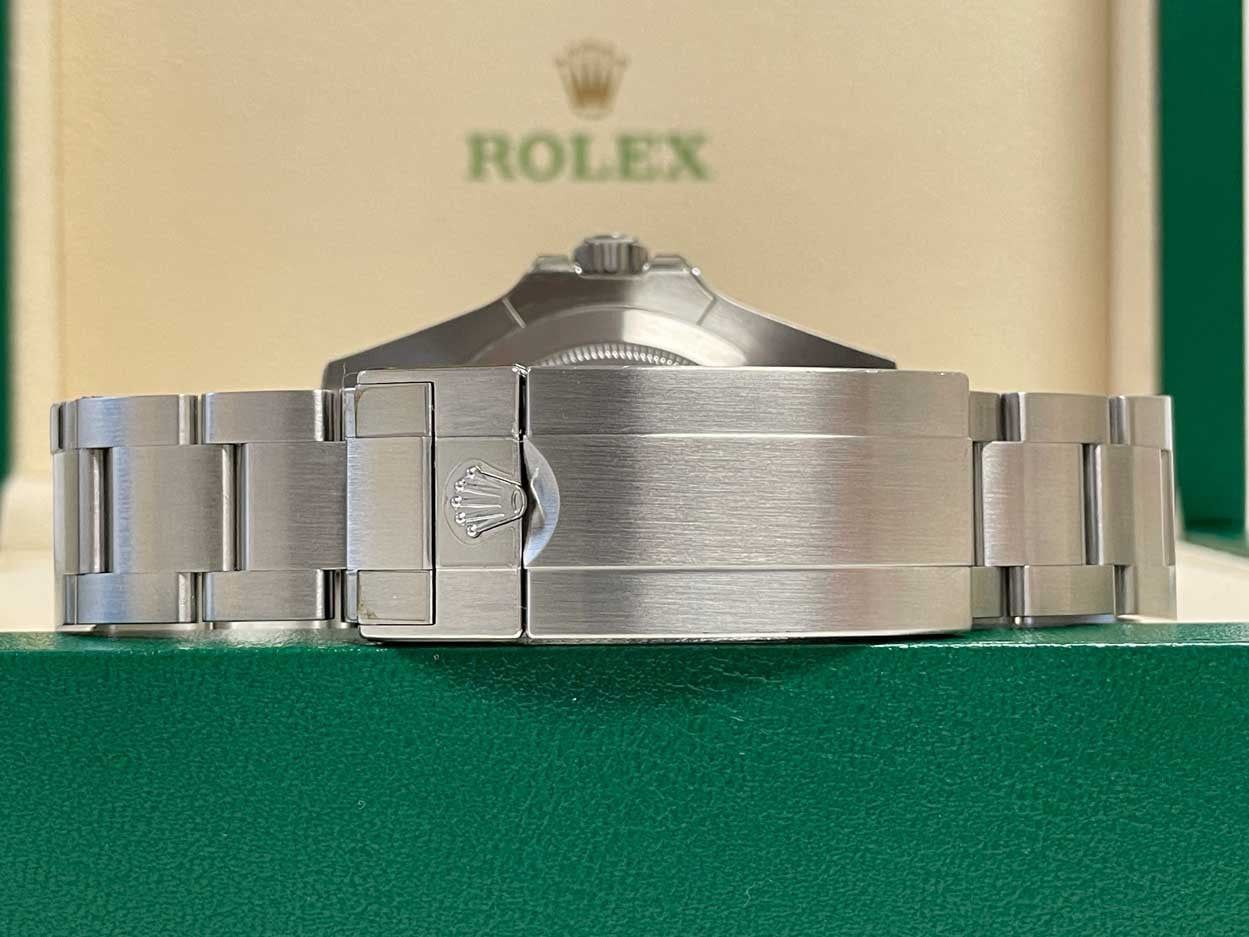 Rolex Sea-Dweller 126600 43mm Black Dial Ceramic Bezel for sale