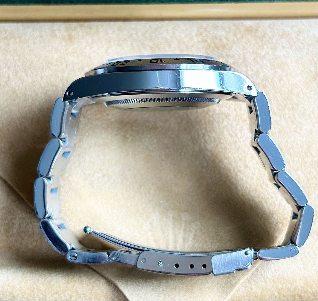 Rolex Explorer II 16570 black dial 40mm Oyster for sale