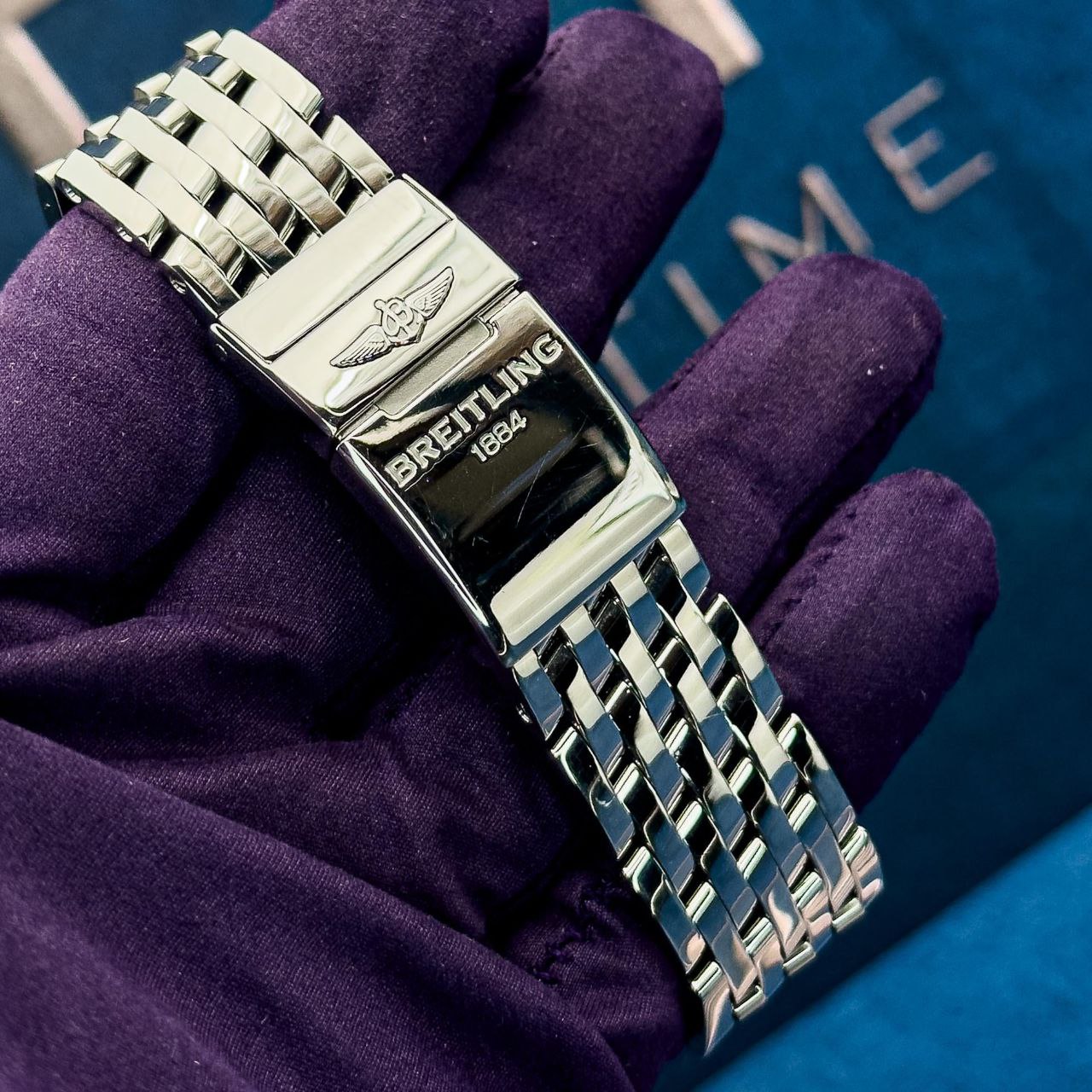 Breitling Navitimer 1 B01 AB0127211C1A1 chronograph steel for sale