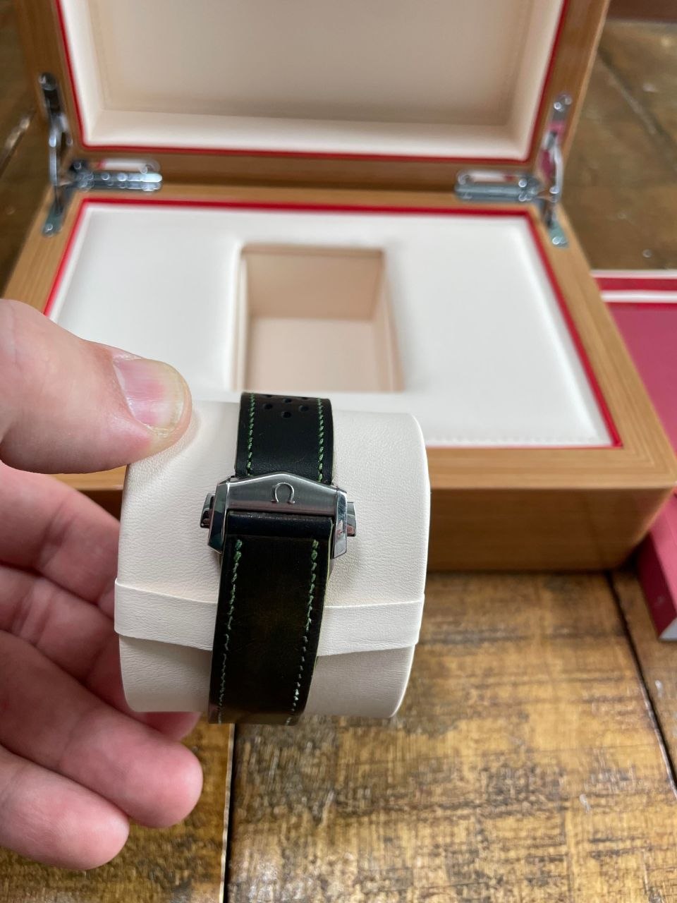 Omega Speedmaster '57 332.10.41.51.10.001 Green Dial 2022 for sale