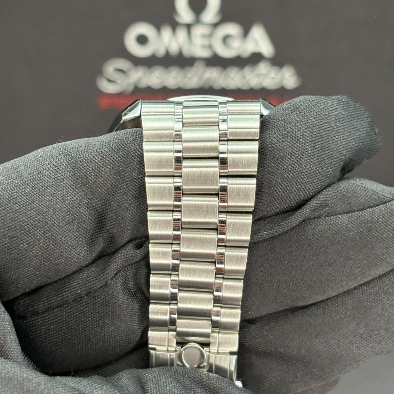 Omega Speedmaster Moonwatch 310.30.42.50.04.001 White Dial Steel for sale