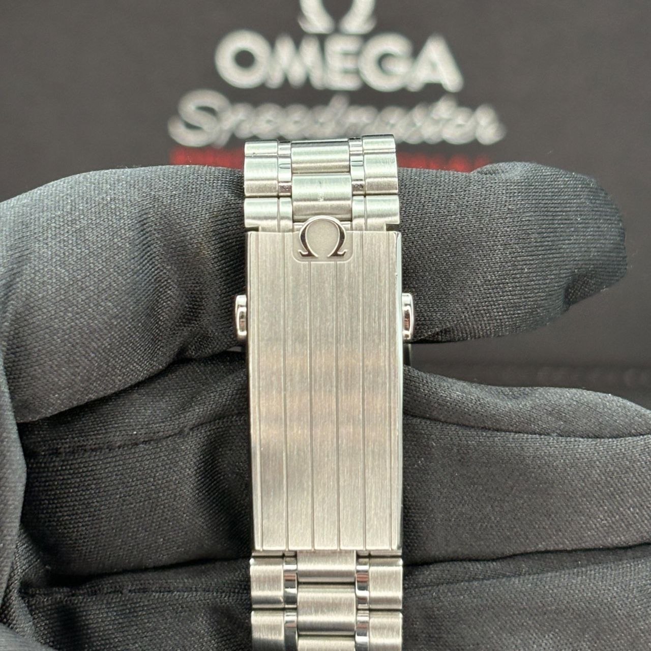 Omega Speedmaster Moonwatch 310.30.42.50.04.001 White Dial Steel for sale