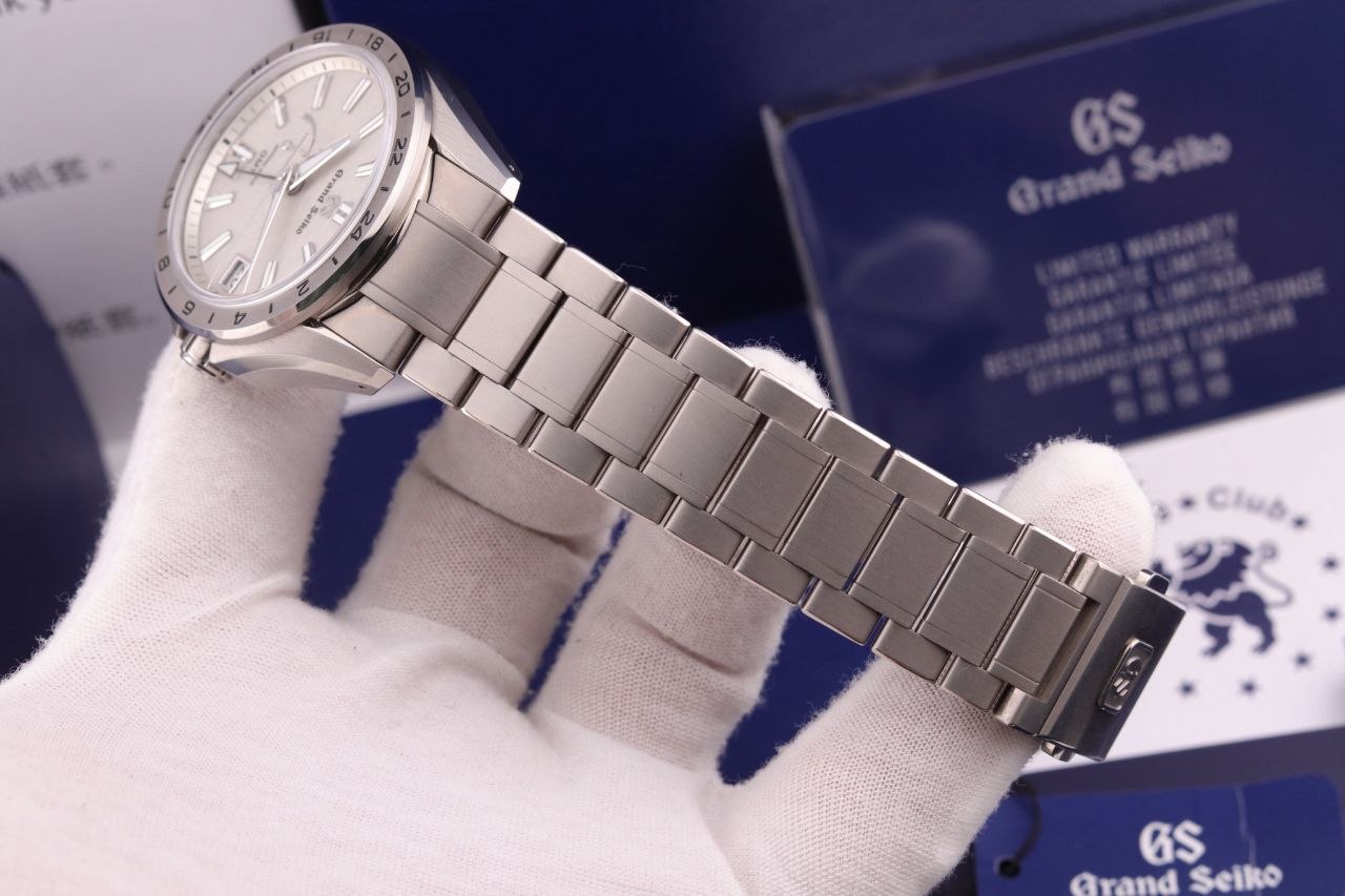 Grand Seiko Evolution 9 GMT SBGE285 White Dial for sale
