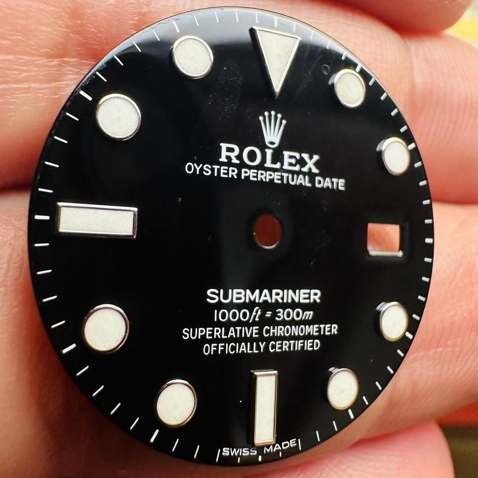 Rolex Submariner 116610LN Dial
